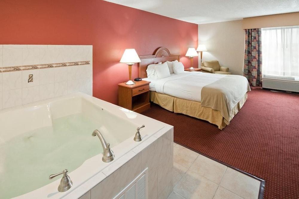 Holiday Inn Express Cincinnati-Lawrenceburg Dış mekan fotoğraf