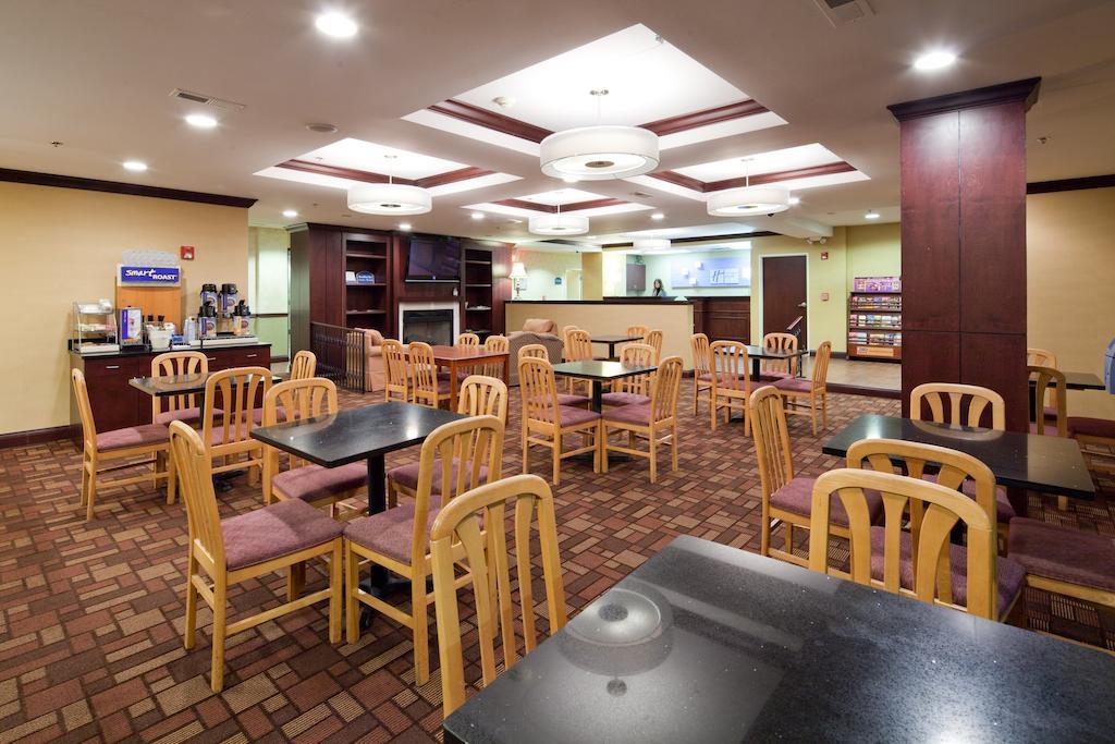 Holiday Inn Express Cincinnati-Lawrenceburg Dış mekan fotoğraf