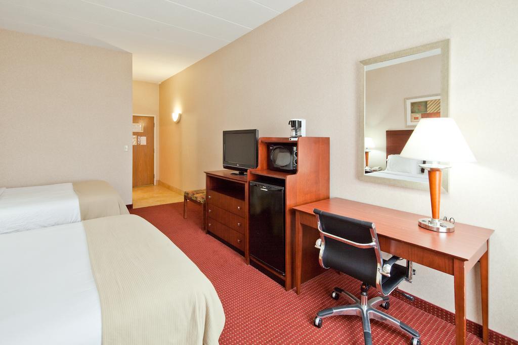 Holiday Inn Express Cincinnati-Lawrenceburg Dış mekan fotoğraf